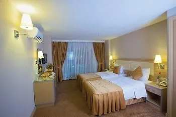 ホテル Laleli Emin 3*