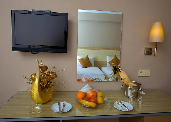 Hotel Laleli Emin Old 4*