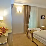 Laleli Emin Old 4*